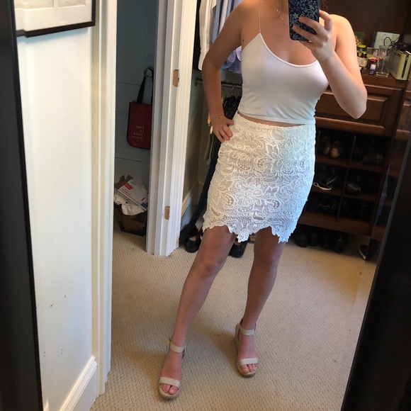 Lace White Skirt - Picture 1 of 2
